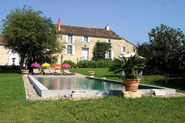 http://cdni.condenast.co.uk/646x430/a_c/25BestVillasInEurope1_CNT_31jan11_b.jpg