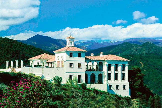 http://cdni.condenast.co.uk/646x430/a_c/25BestVillasInEurope4_CNT_31jan11_b.jpg