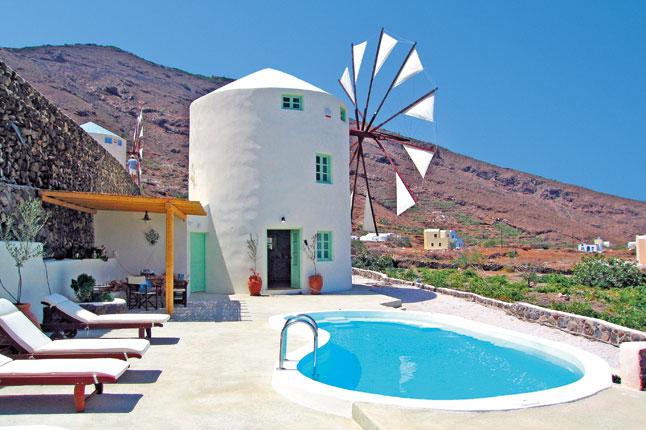 http://cdni.condenast.co.uk/646x430/a_c/25BestVillasInEurope8_CNT_31jan11_b.jpg
