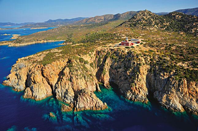 http://cdni.condenast.co.uk/646x430/a_c/25BestVillasInEurope12_CNT_31jan11_b.jpg