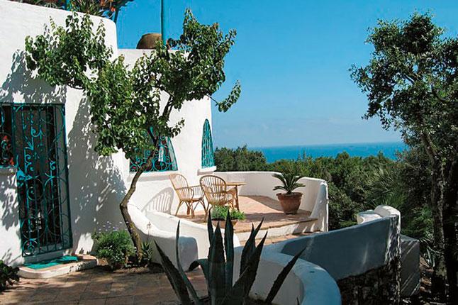 http://cdni.condenast.co.uk/646x430/a_c/25BestVillasInEurope15_CNT_31jan11_b.jpg